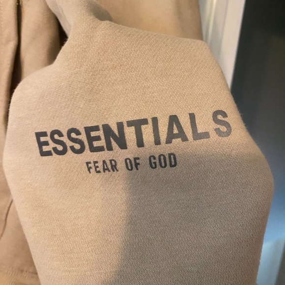 Essentials Fear of God Hoodie - Picture 6 of 6